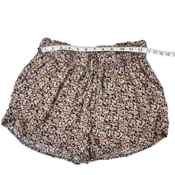 Arizona Jean Co Shorts Medium Ditsy Flower Bloomcore Flowy Boho Fairycore Shorts - Picture 3 of 11